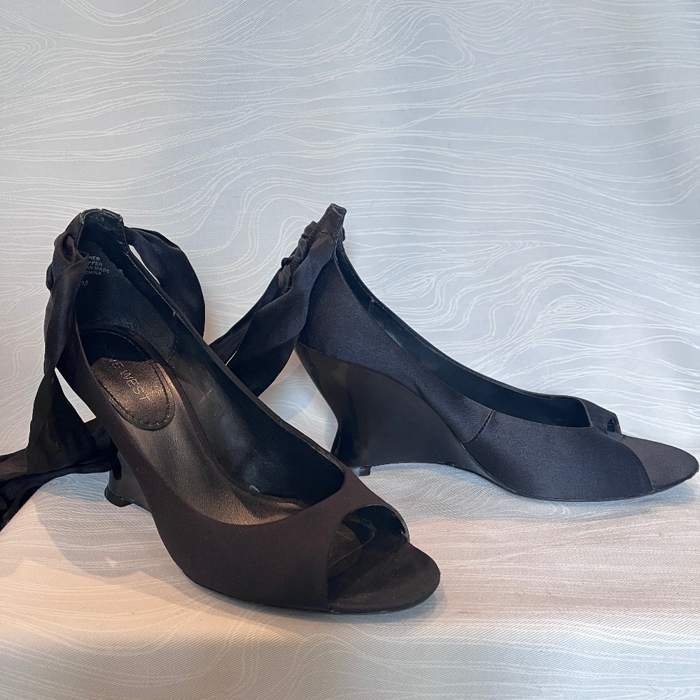Nine West black heels with ankle ribbon, size 7